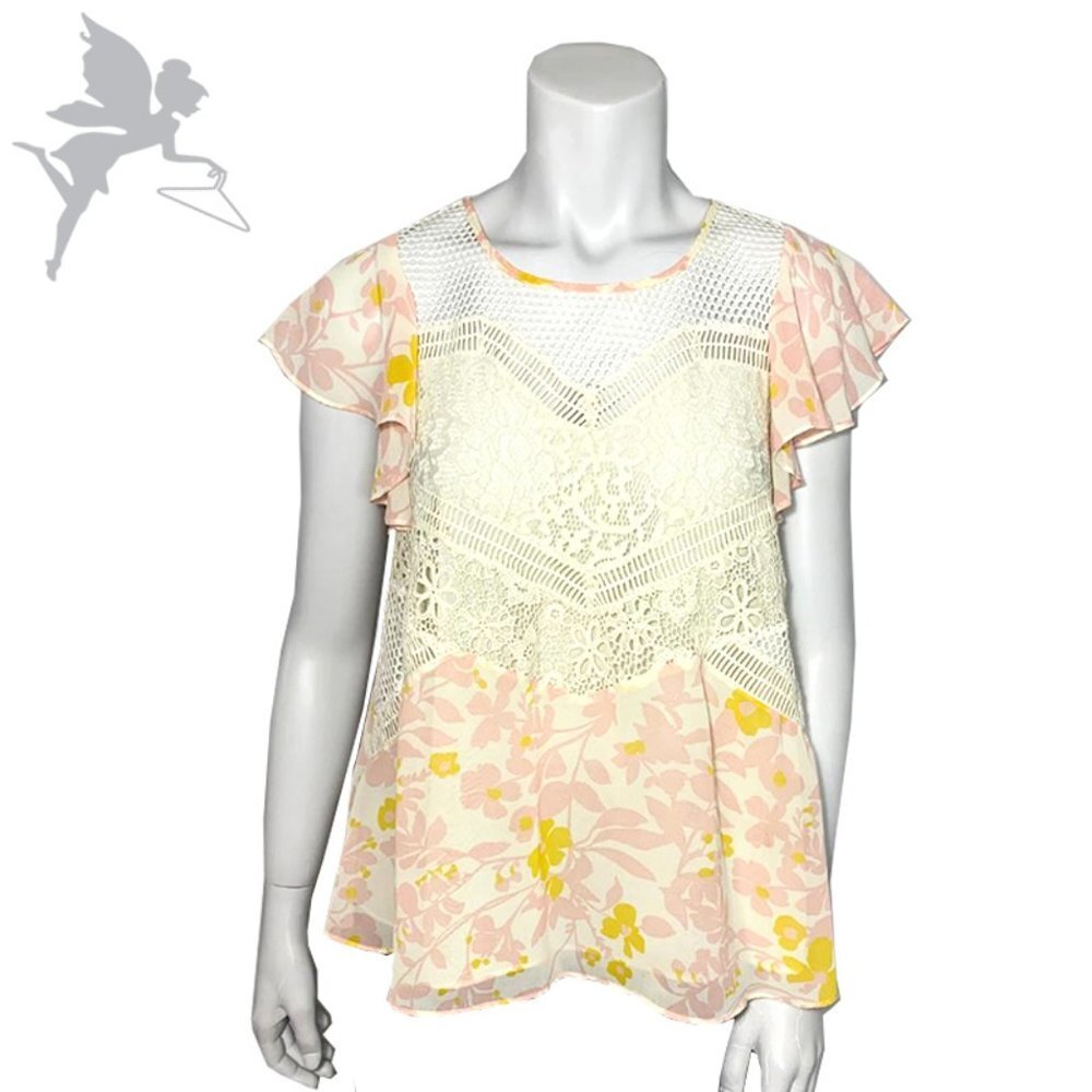 HD in Paris Flutter sleeve crochet top